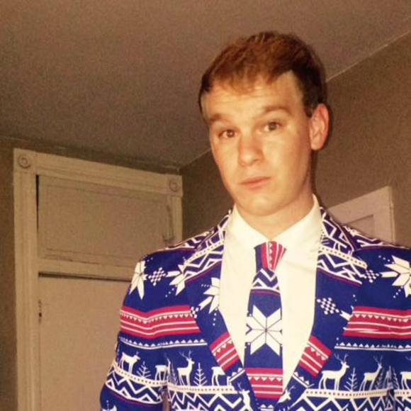 Meet your Posher, Andrew - Picture 1 of 1